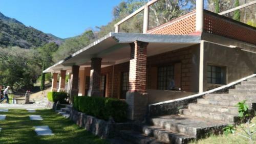 Casa Cuadra