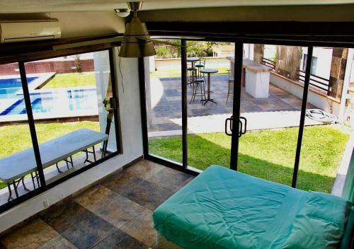 Casa Con Alberca Junto Al Lago