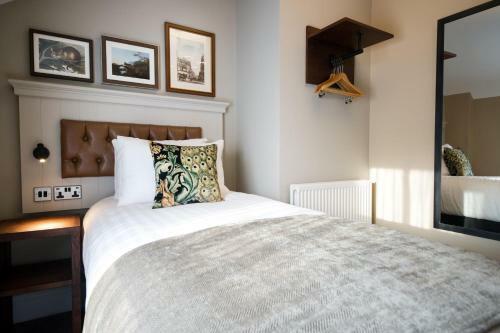 Innkeeper's Lodge Exeter, Clyst St George