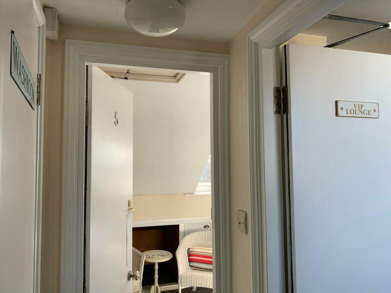 Hostal Letchworth Guest House