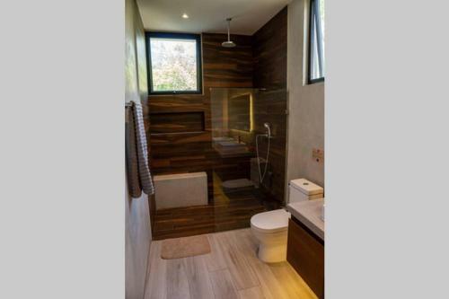 Modern Luxury Private Villa With Pool