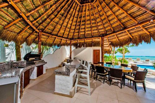 Villa Mar Azul Luxury 6 Bedrooms