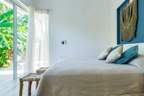 Yaakunah Dine Poolside At A Chic Paradise Villa In Tulum