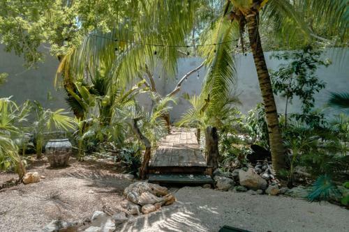 900 Sqm Villa Arthur Concierge Security
