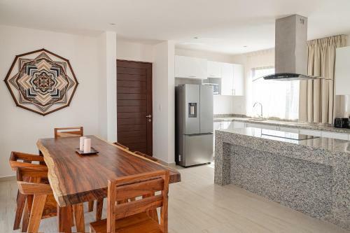 Blue Luxury Kukulkan Apartments
