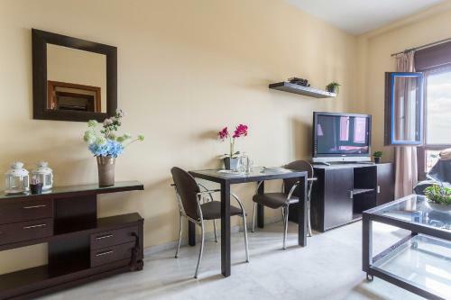 Apartamento Luxsevilla Piscina Parking Gratis
