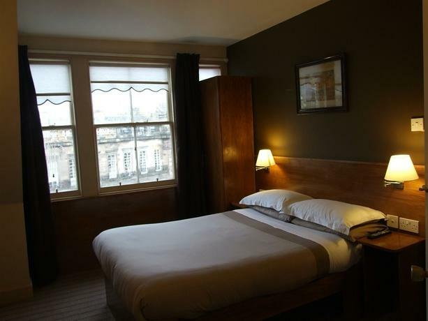 Hostal St Bernard's House