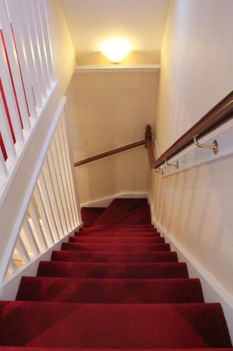 Hostal Marchfield Guest House