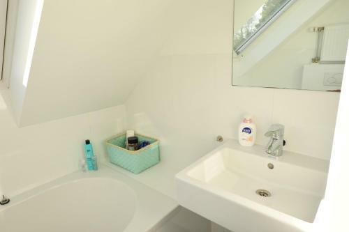 Lovely Beachhouse In Ouddorp