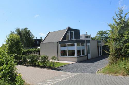 Klepperstee Vlier 1 - Not For Companies