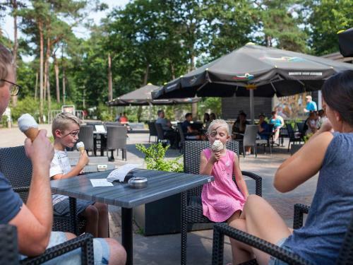 Holiday Home Oostappen Vakantiepark Arnhem-2
