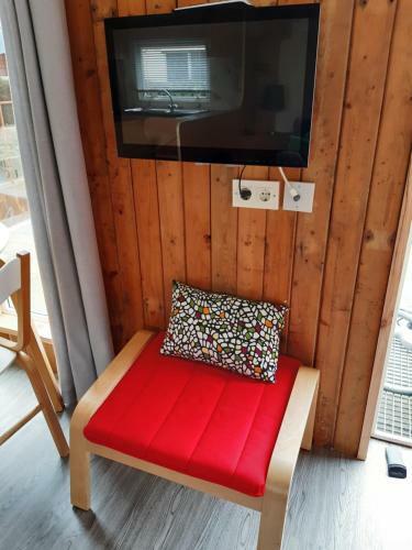 Chalet 15 "de Tien Heugten" Vakantiepark Schoonloo