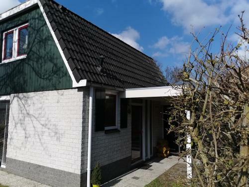 Huisje Aan De Kust