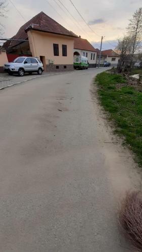 Cazare La Tara �n Mandra, Jud Brasov