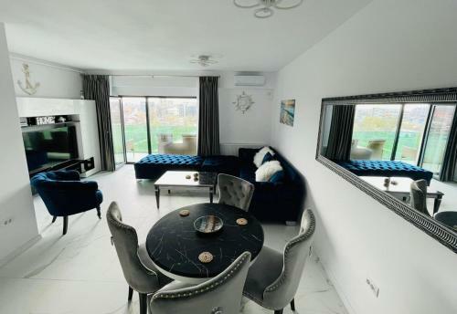 Deep Blue Apartment Mamaia Nord