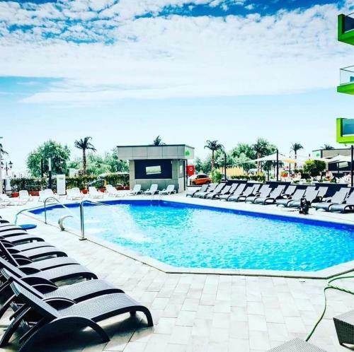Apartamento Endless Summer Complex Alezzi
