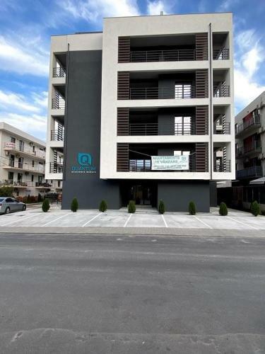 Solas Apartments