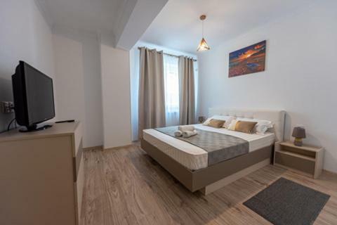 Moonlight Luxury Apartment