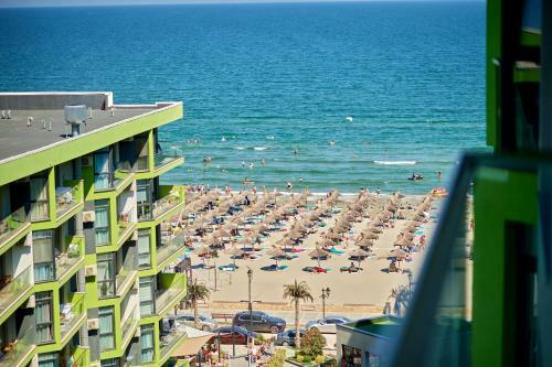 Sea Shore Apartments Alezzi Spa N Pools Beach Resort