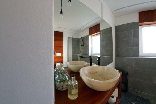 Cabana Noua