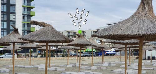 Ahsante Beach Apartment