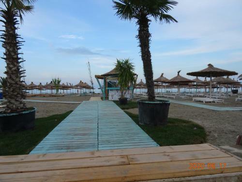 Teemo Beach Apartment, Alezzi Beach Resort
