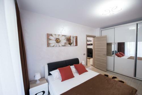 Apartament Mamaia Alezzi