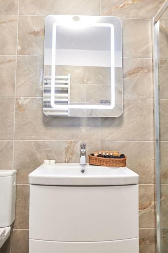 Rise And Shine Apartments Spa N Pool Alezzi Beach Resort