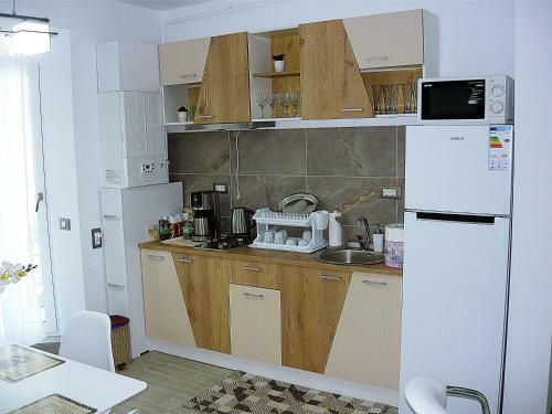 Apartament Blue Sky Alezzi