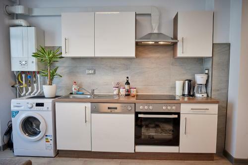 Apartamento Paradise Sea View 2bd Apt Spa N Pools Alezzi Beach Resort