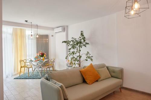 Sunny Side Apartments In Complexul Alezzi Beach