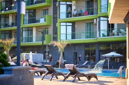 Sunny Side Apartments In Complexul Alezzi Beach