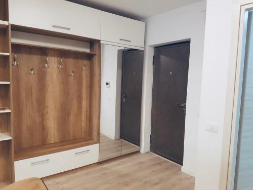 Apartamento Wave 2 Mamaia Prima Linie Vedere La Mare 120mp