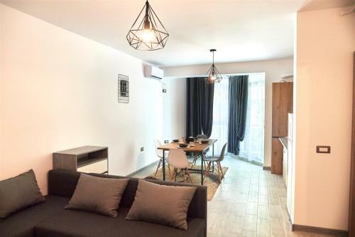 Oasis Apartment Spa N Pool Alezzi Beach Resort