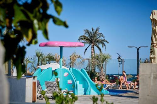 Fanta Sea Apartament Spa N Pool Alezzi Beach Resort