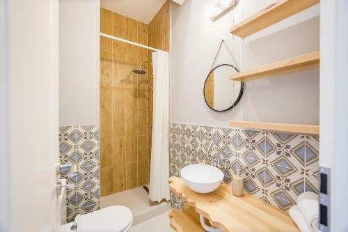 Super Central Spacious Apartment