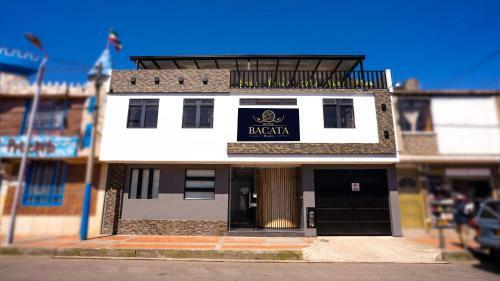 Hotel Bacat� Plaza