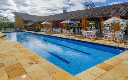 Winterville Flats & Bangal�s Gravat�