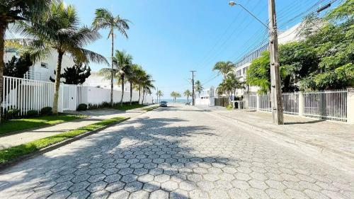 Maravilhoso Sobrado Com Vista Para O Mar