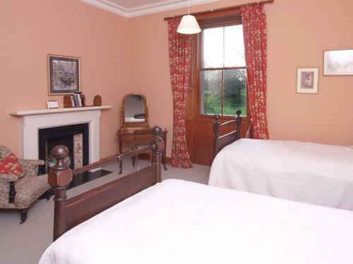 Hostal Cambo House