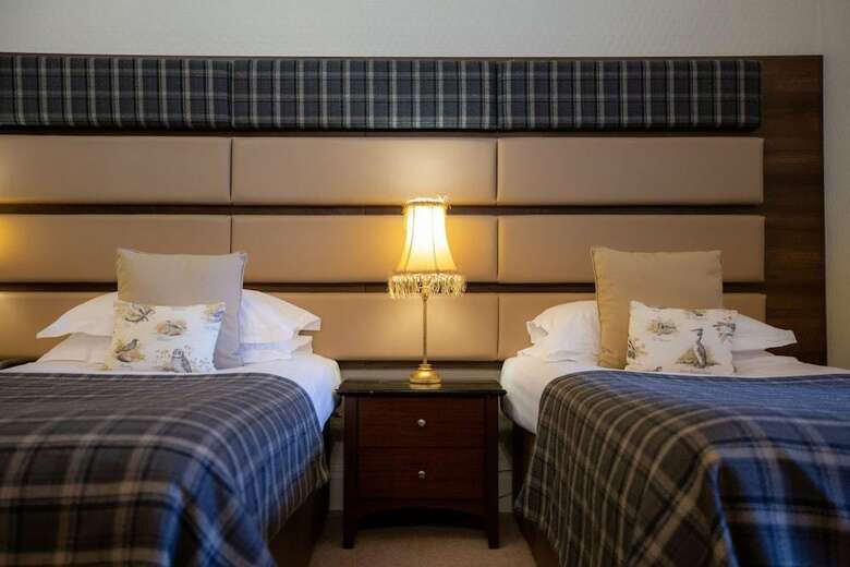 Albany Hotel