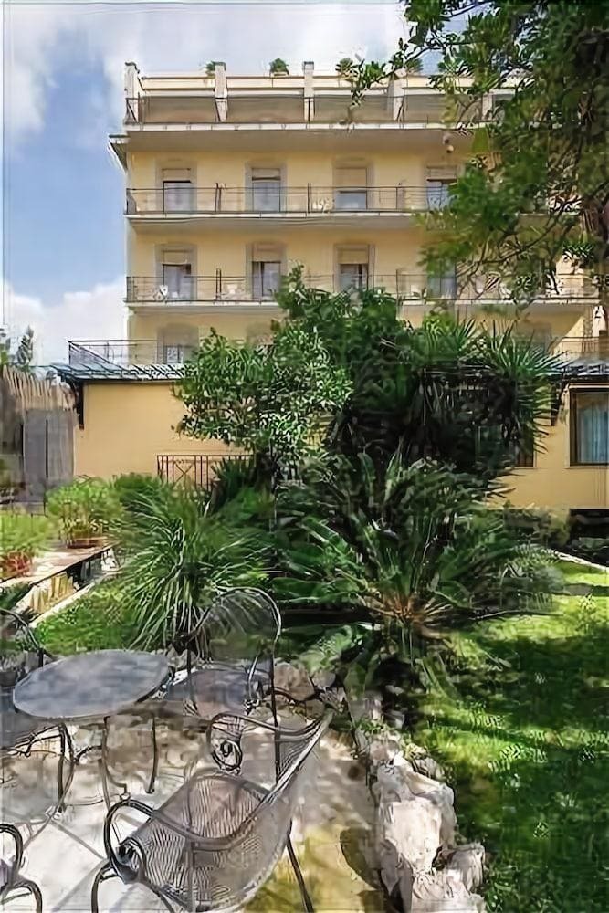 Hotel Zi' Teresa