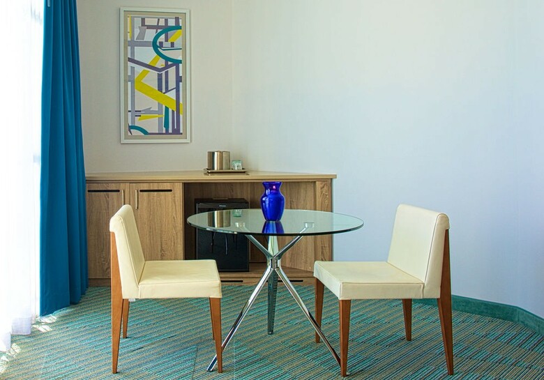 Hotel Courtyard By Marriott Miami Beach Oceanfront