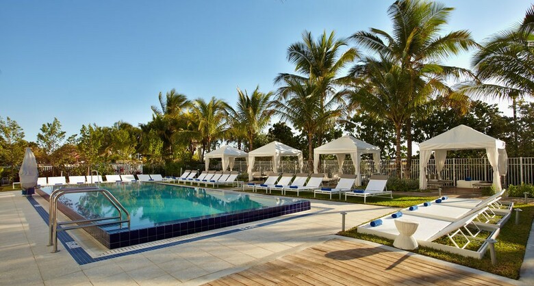 Hotel Courtyard By Marriott Miami Beach Oceanfront