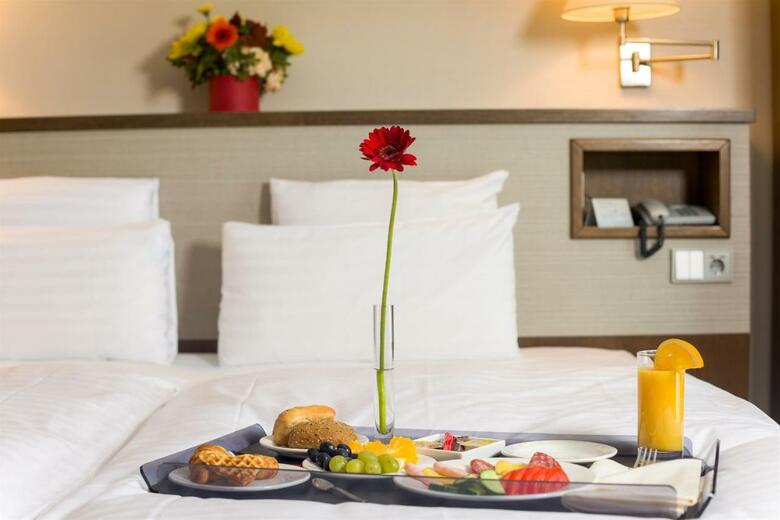 Hotel NH Bucharest