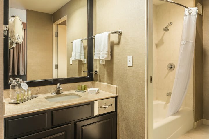 Doubletree Suites By Hilton Hotel Saltillo