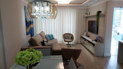 Apartamento Inteiro 3 Su�tes E 2 Garagens Com Fino Acabamento
