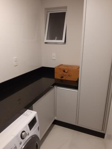 Apartamento Inteiro 3 Su�tes E 2 Garagens Com Fino Acabamento