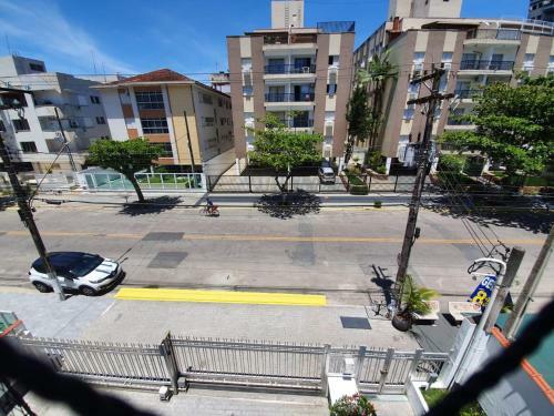 Lindo Apartamento Enseada At� 6 Pessoas - 2 Quartos - 200mt Da Praia