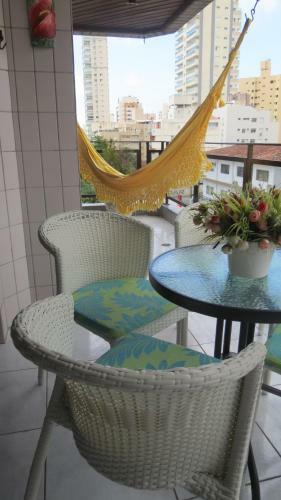 Apartamento Guaruj� Enseada Com Wi-fi, Varanda, 2 Quartos, 2 Banheiros